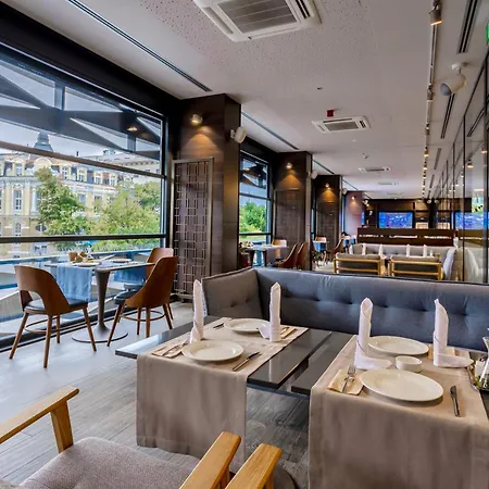 ホテル Bulgaria 4*